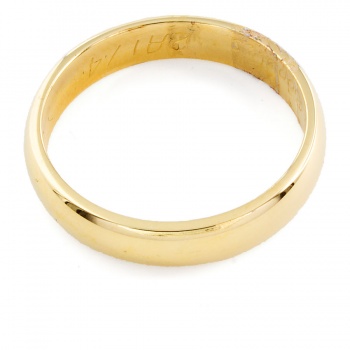 18ct gold 4.4g Wedding Ring size M